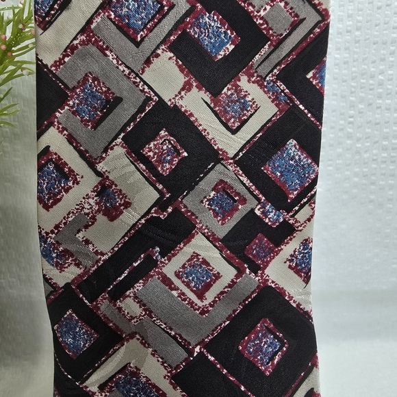 Zianetti Imported Silk Geometric Patterned Tie - Black, Blue, Gray, Mens EUC - Picture 2 of 6